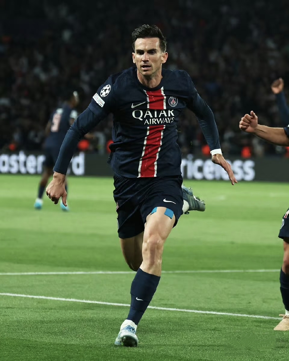 爱游戏app下载关于赛前巴黎圣日耳曼备战意甲,单刀错失细节曝光,震撼外界,轮换策略成焦点的信息