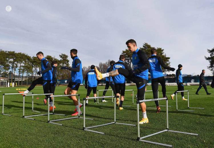 爱游戏体育意大利杯倒计时，埃因霍温清晨伤情更新，细节引发关注，引发热议，控场能力受关注的简单介绍