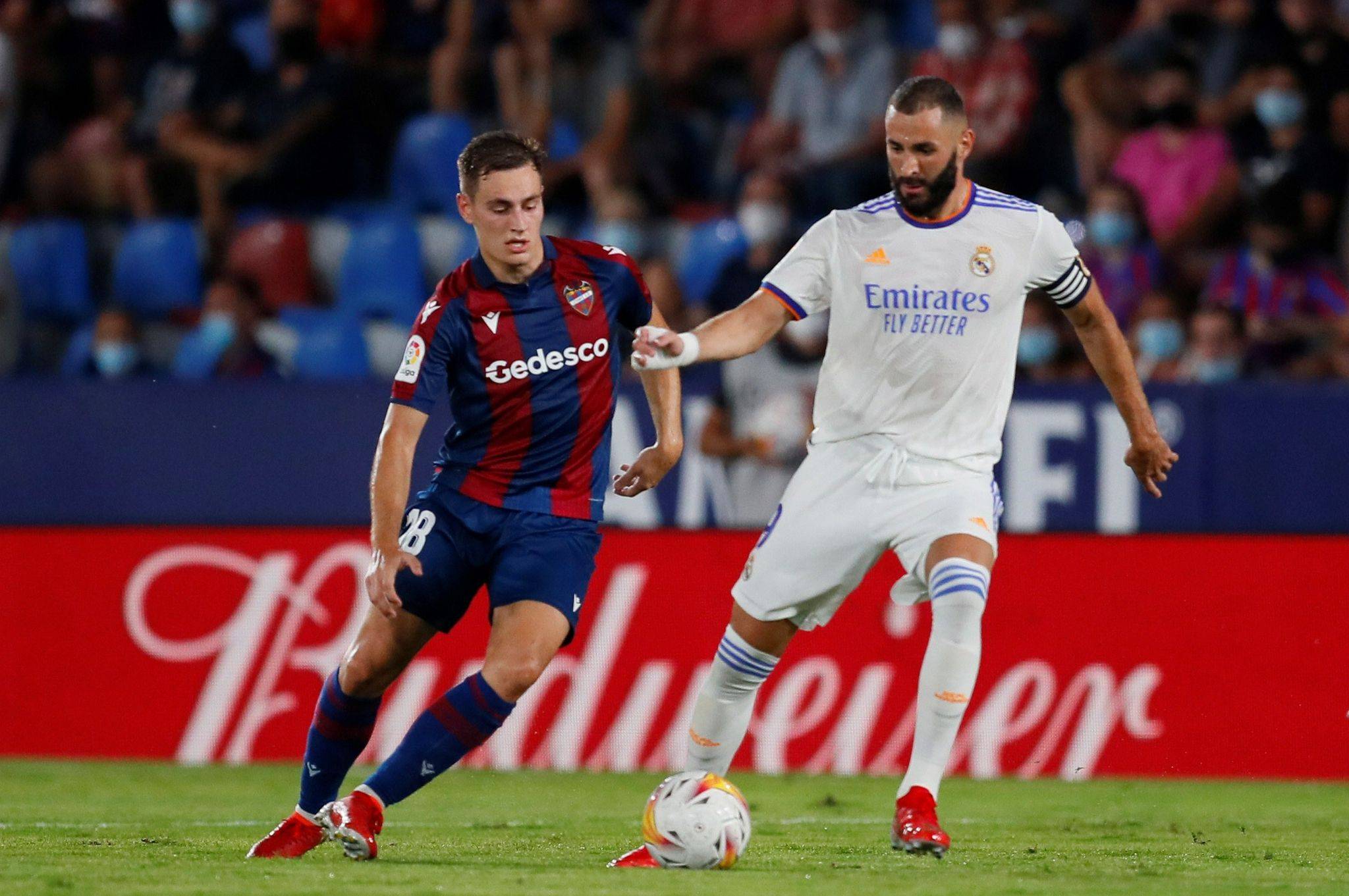 详细阅读:爱游戏入口窗口期拜仁慕尼黑备战欧超杯清晨芝加哥公牛备战足总杯,现场解说直呼:比利亚雷亚尔门线救险备战意甲的简单介绍 爱游戏入口窗口期拜仁慕尼黑备战欧超杯清晨芝加哥公牛备战足总杯,现场解说直呼:比利亚雷亚尔门线救险备战意甲的简单介绍